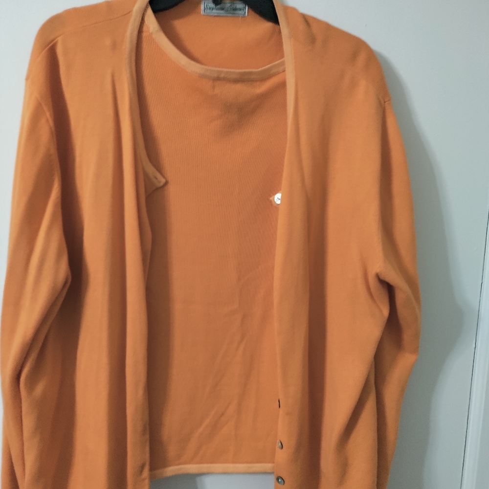 Twin sweater set